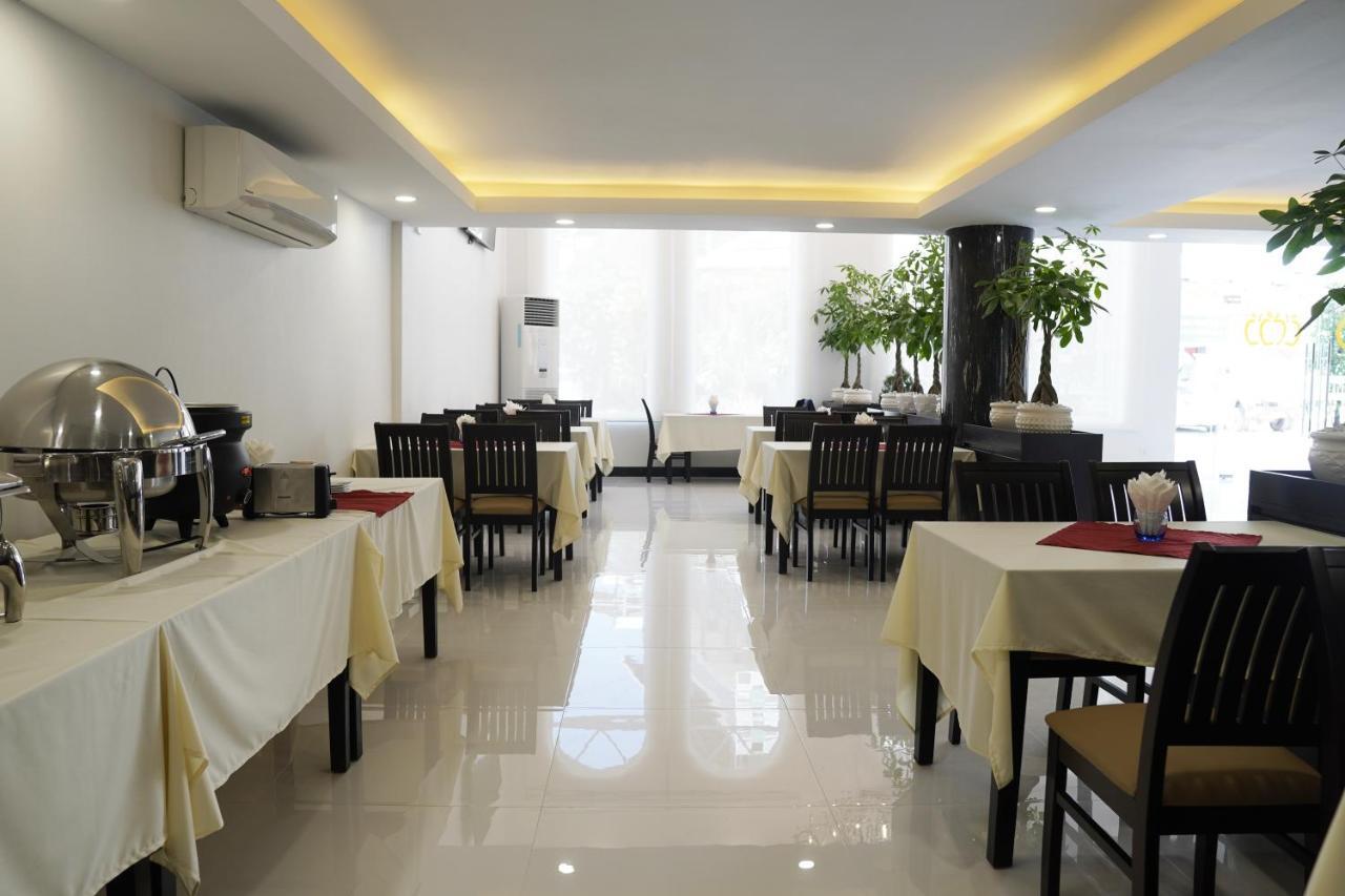 Apple Hotel Three - Near Pnh Airport بنوم بنه المظهر الخارجي الصورة