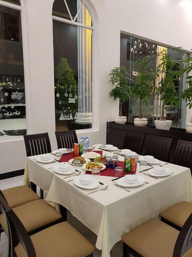 Apple Hotel Three - Near Pnh Airport بنوم بنه المظهر الخارجي الصورة