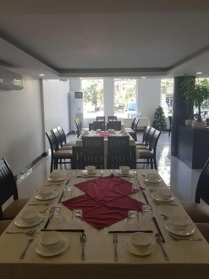 Apple Hotel Three - Near Pnh Airport بنوم بنه المظهر الخارجي الصورة